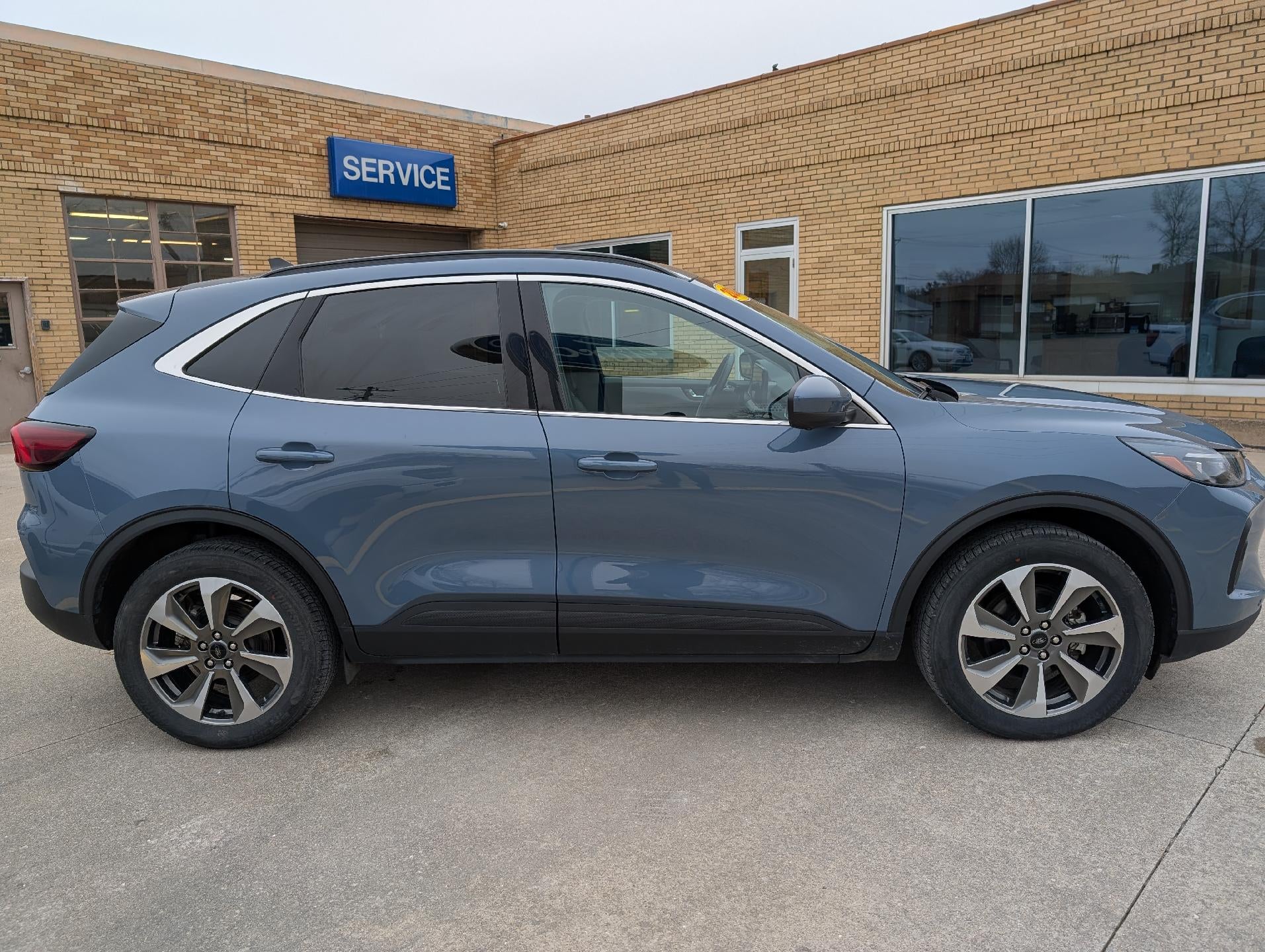 2024 Ford Escape Platinum AWD