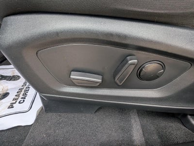 2023 Ford Explorer XLT 4WD