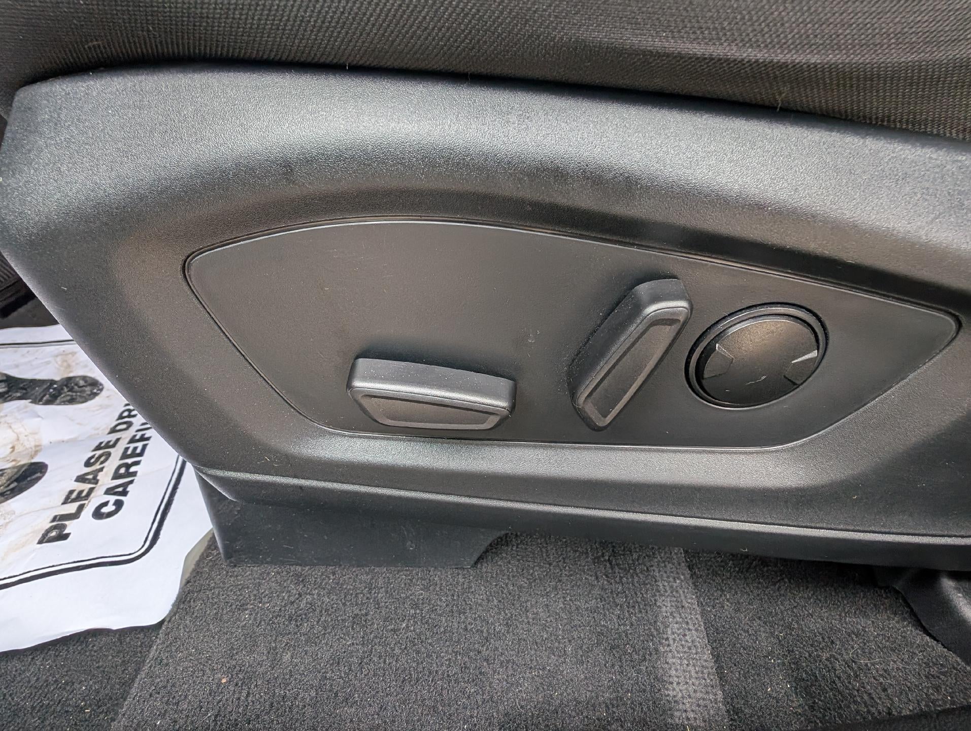 2023 Ford Explorer XLT 4WD