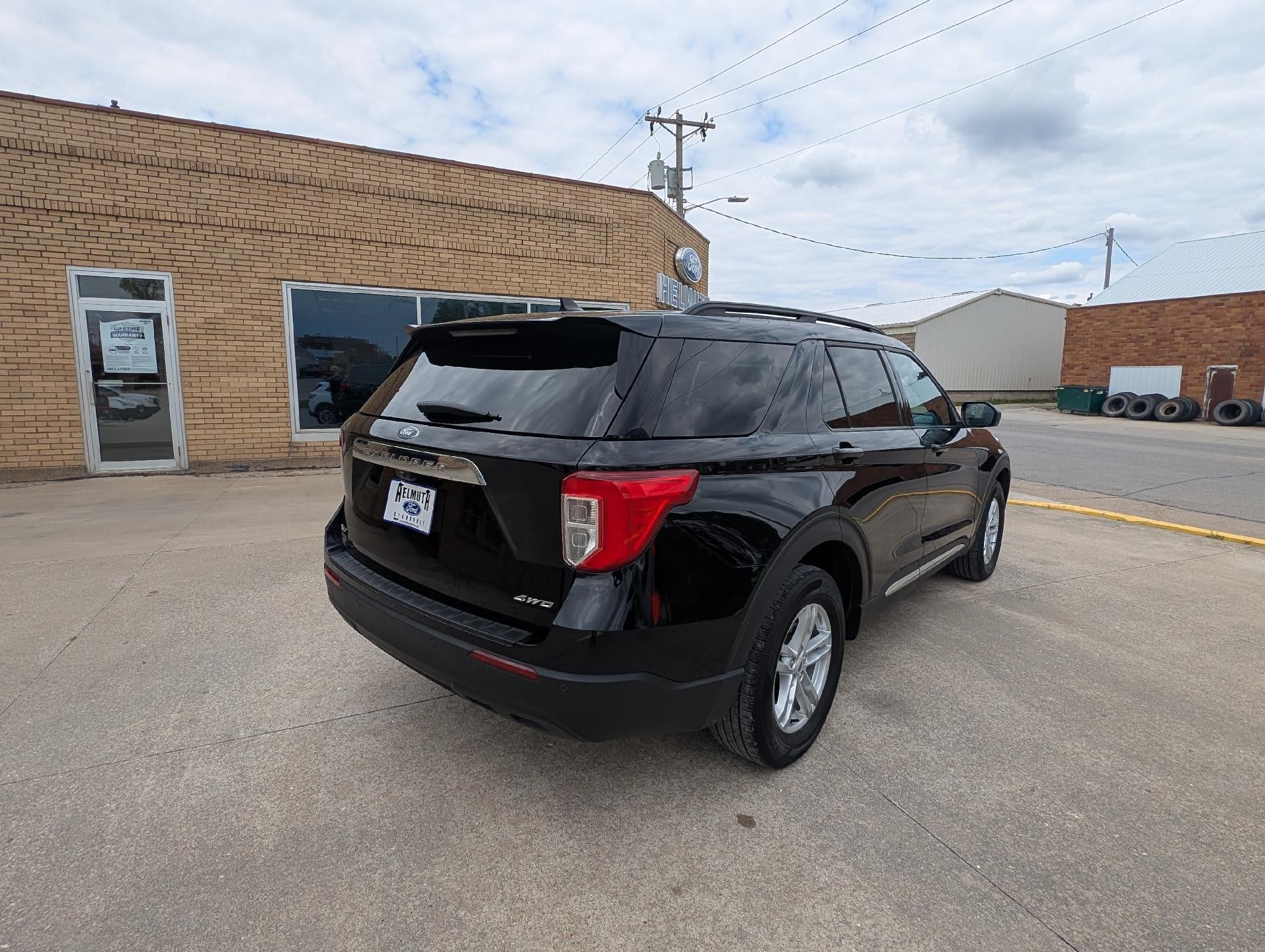 2023 Ford Explorer XLT 4WD