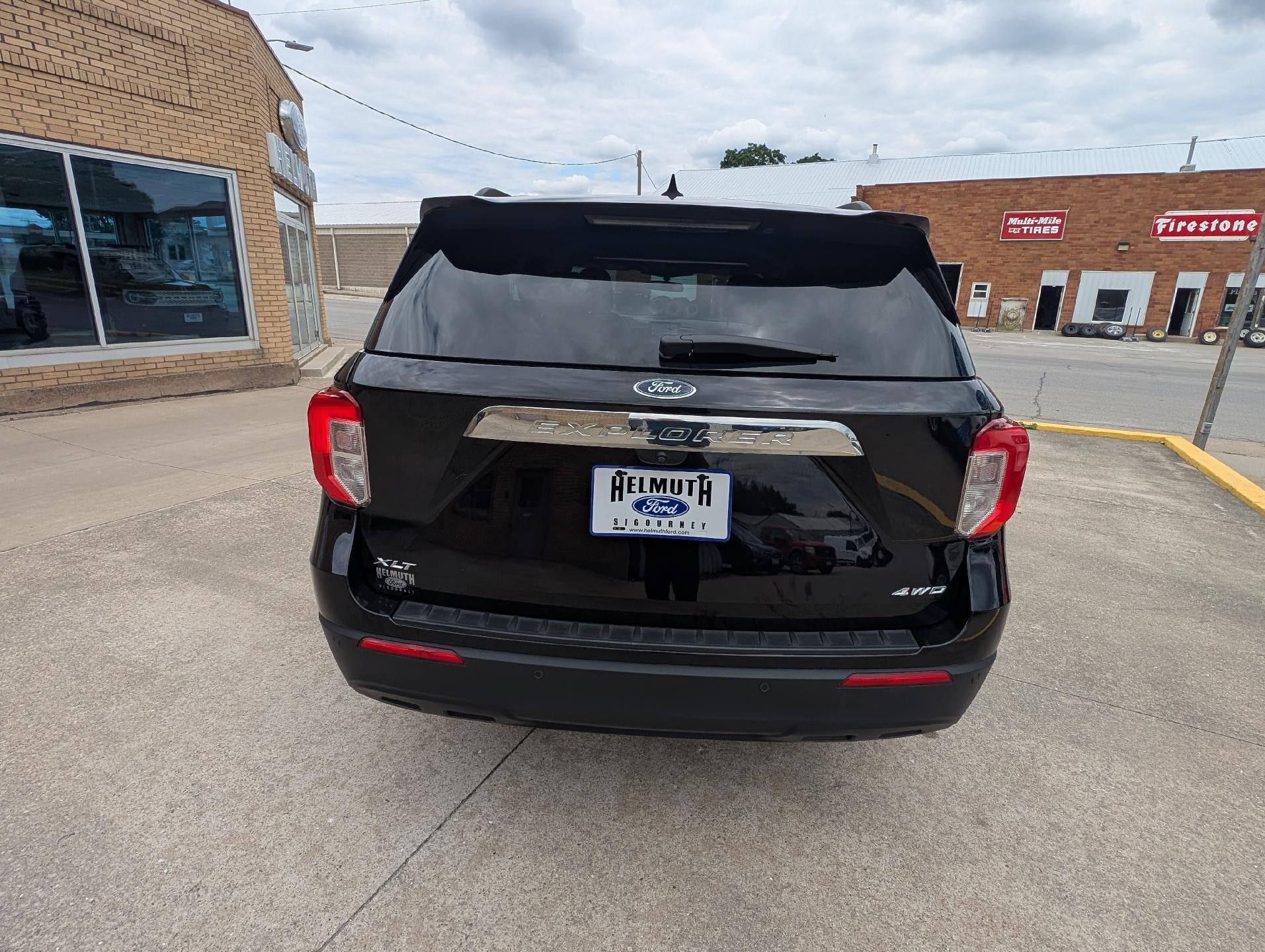 2023 Ford Explorer XLT 4WD