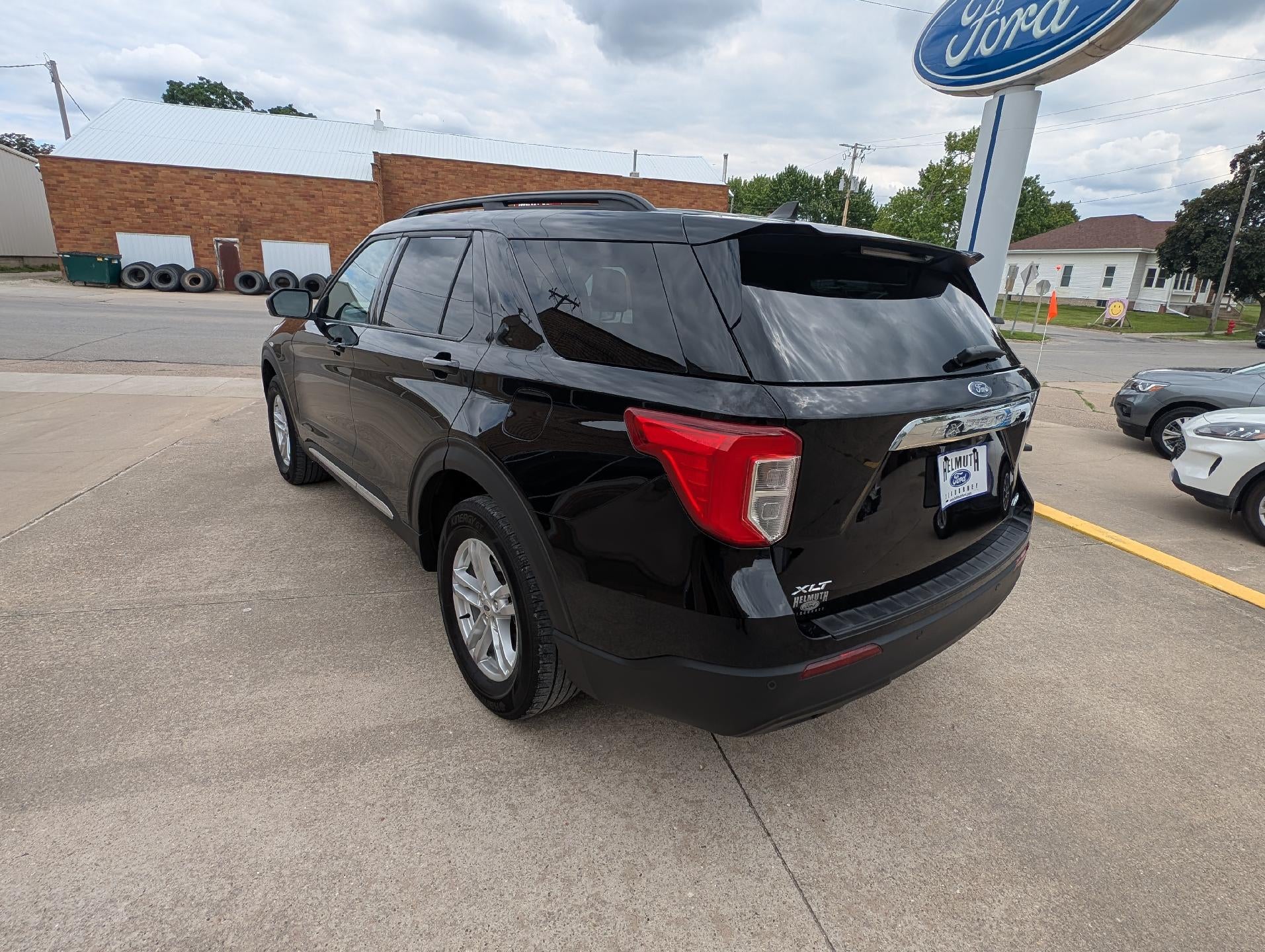 2023 Ford Explorer XLT 4WD