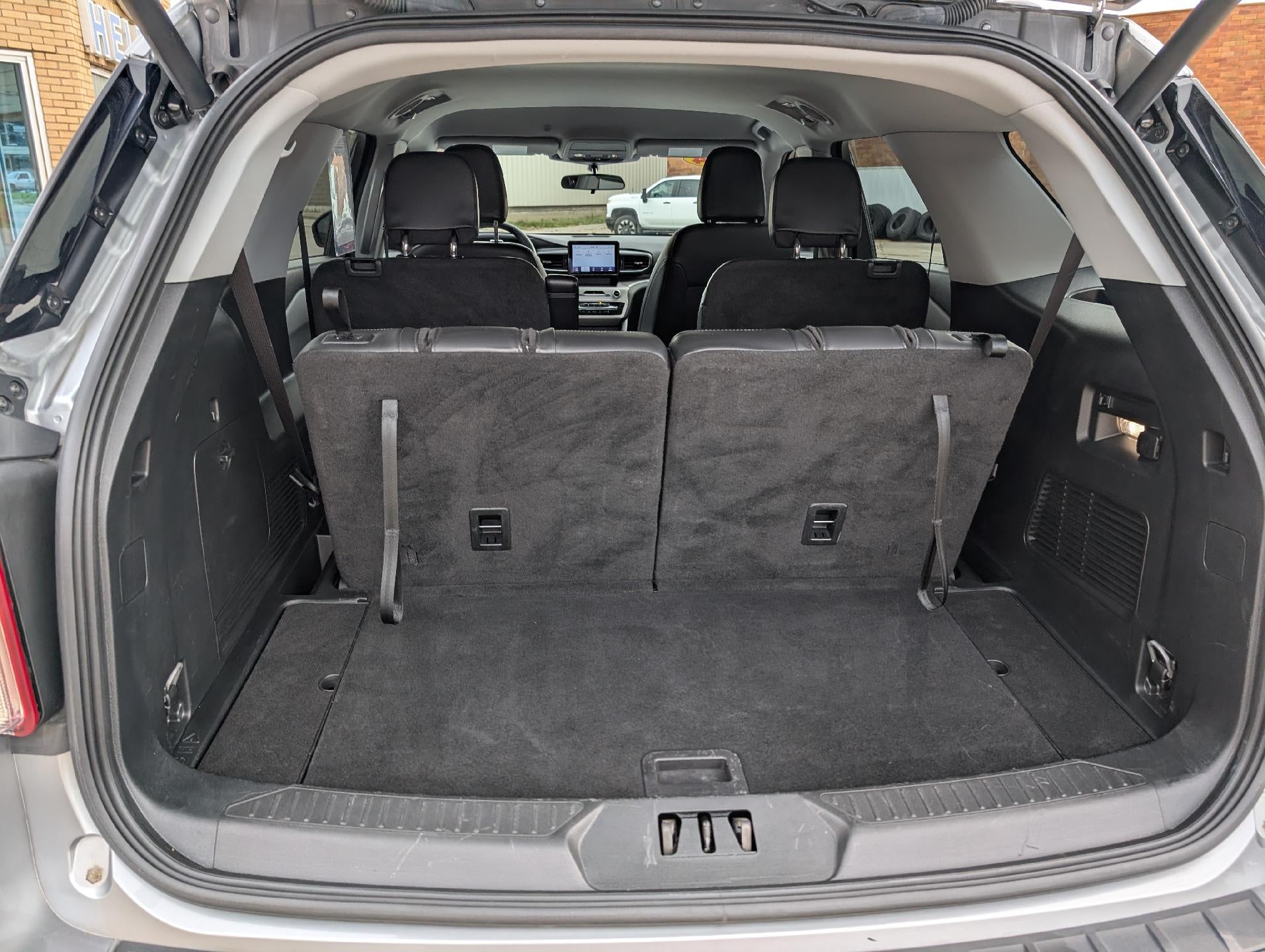 2024 Ford Explorer XLT 4WD