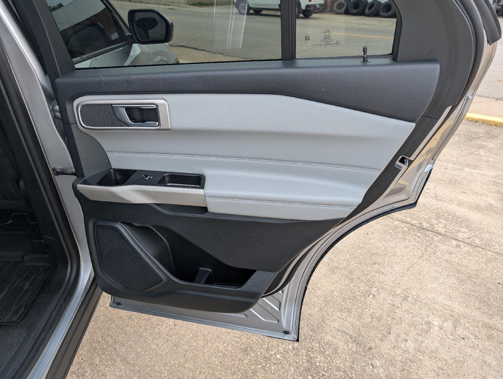2024 Ford Explorer XLT 4WD