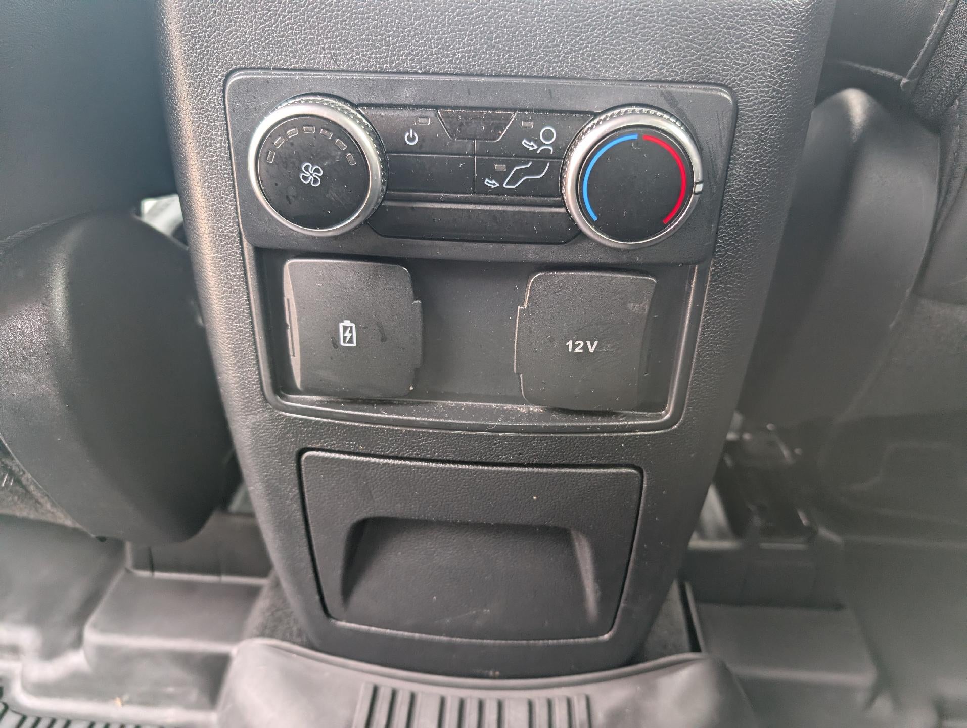 2024 Ford Explorer XLT 4WD
