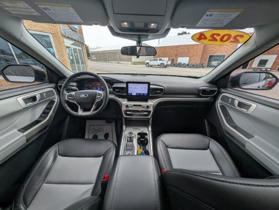 2024 Ford Explorer XLT 4WD