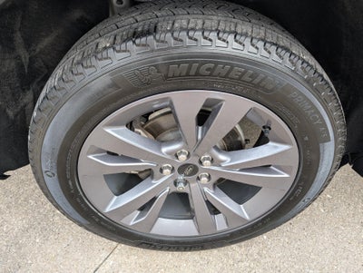 2024 Ford Explorer XLT 4WD