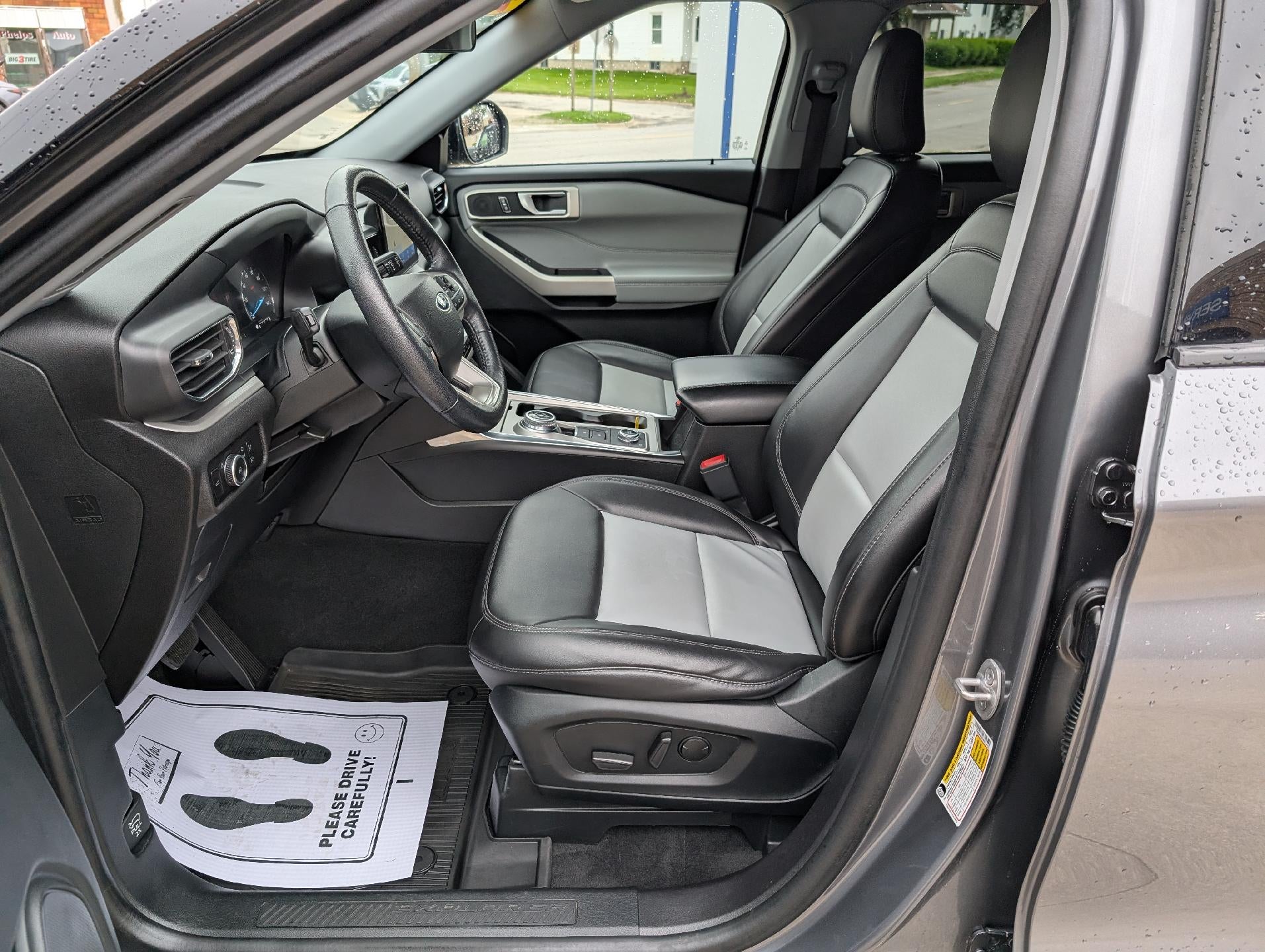 2022 Ford Explorer XLT 4WD