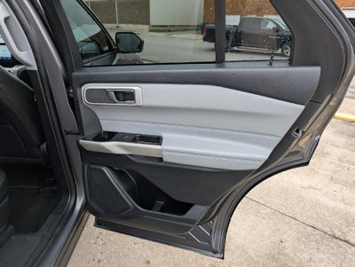 2022 Ford Explorer XLT 4WD