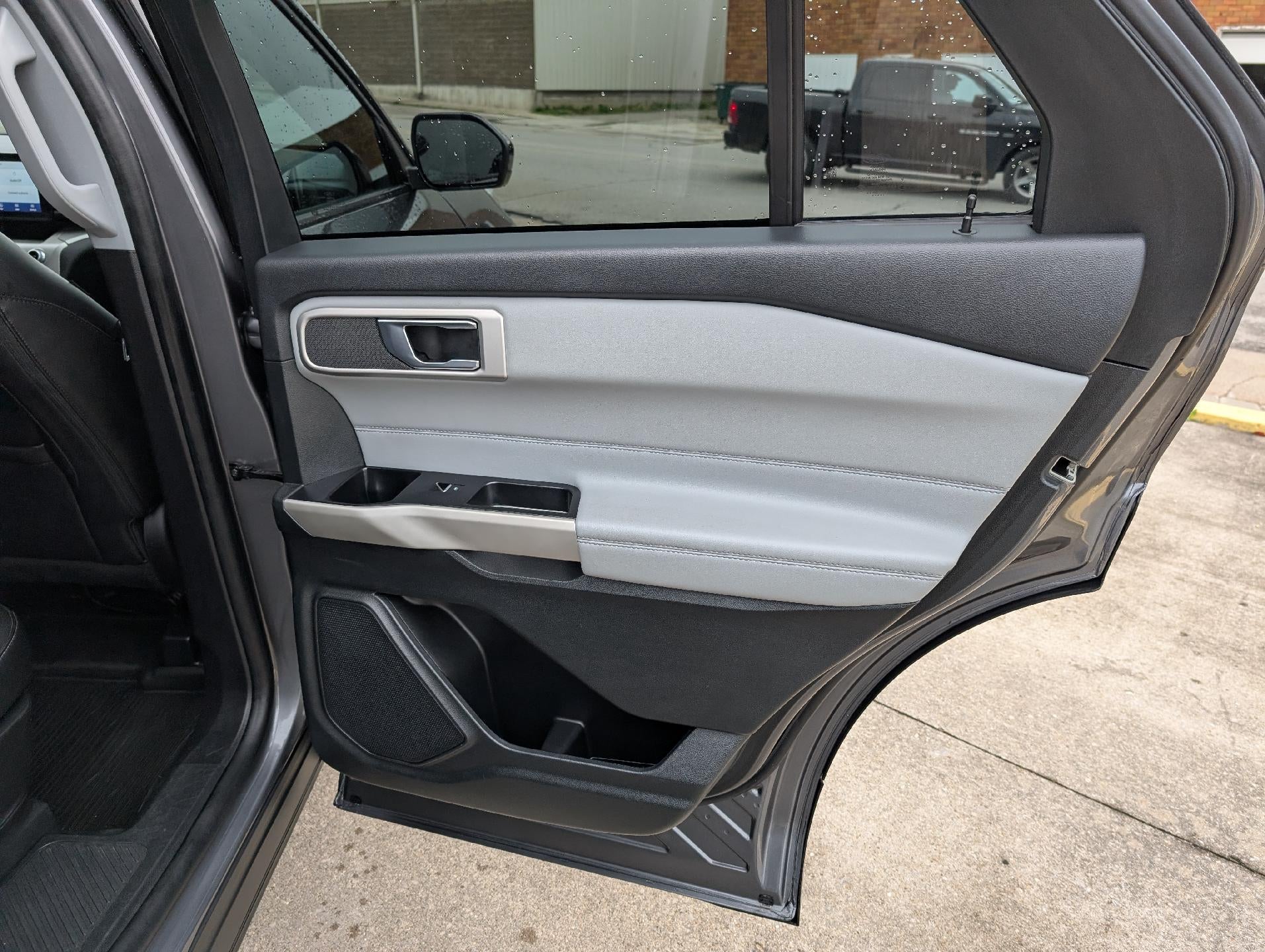 2022 Ford Explorer XLT 4WD