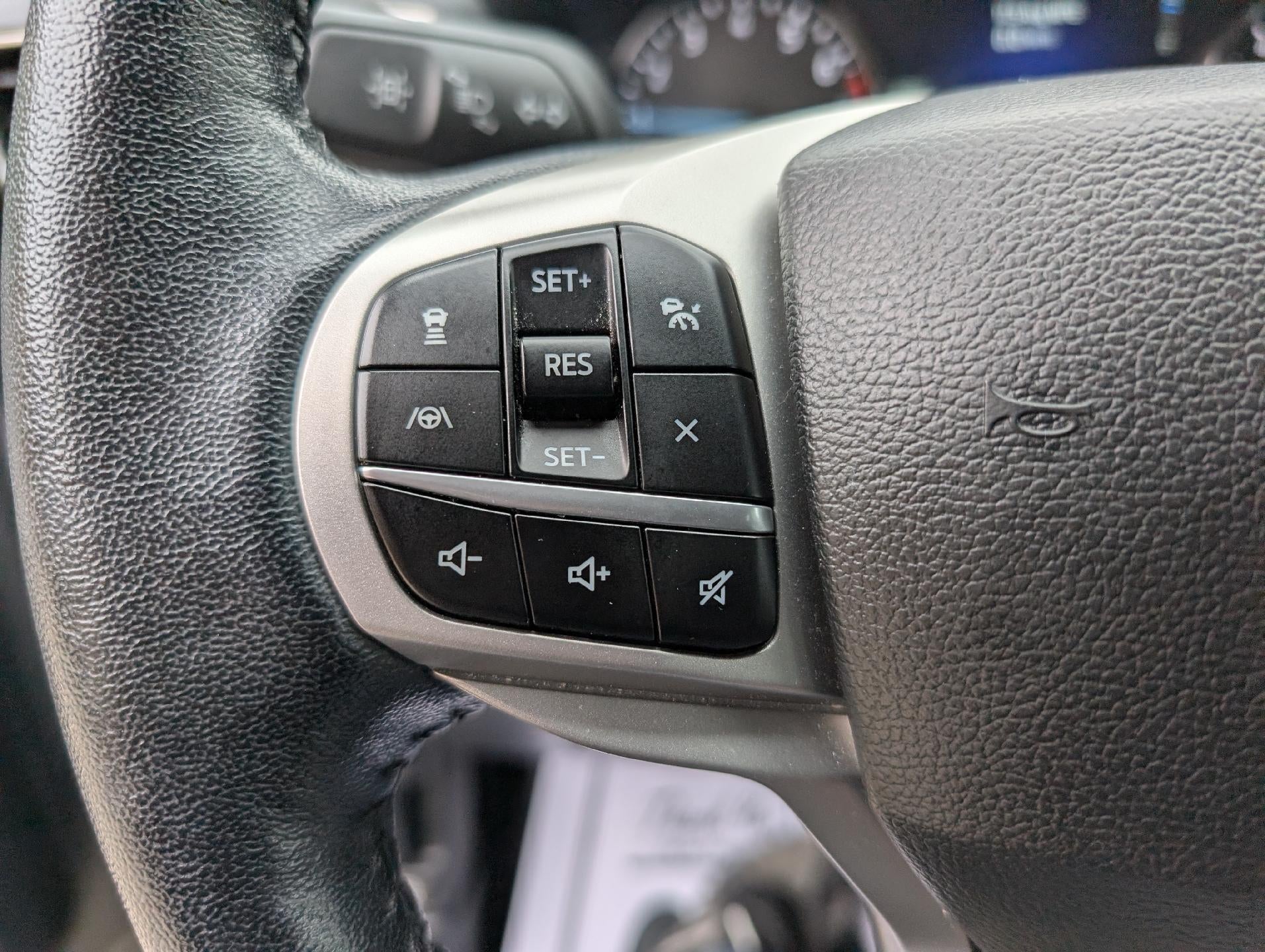 2022 Ford Explorer XLT 4WD