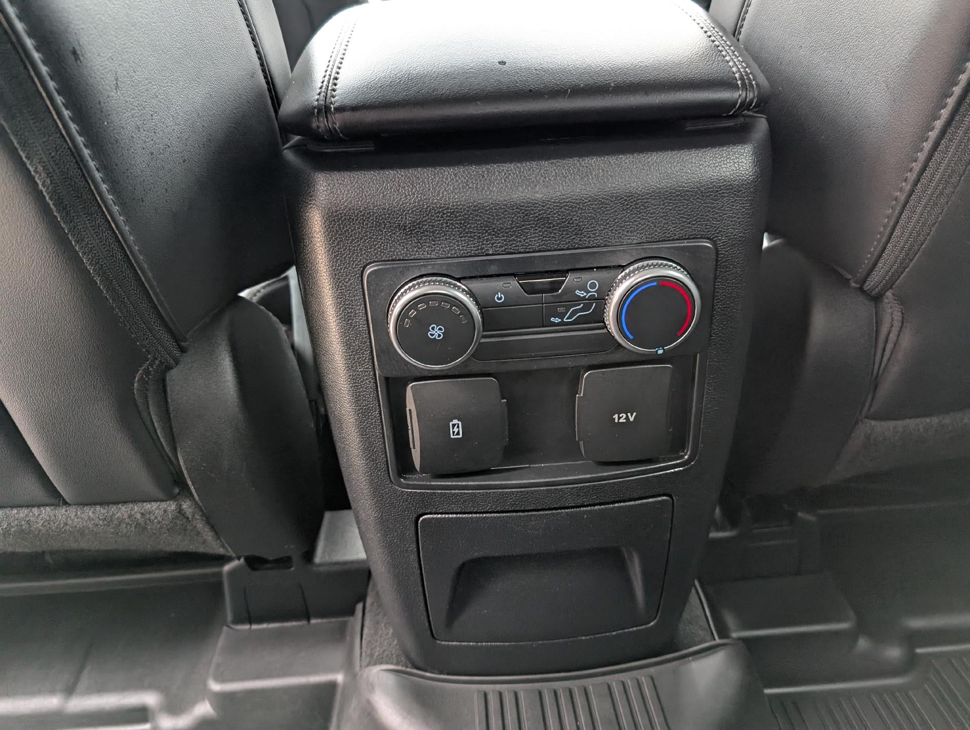 2022 Ford Explorer XLT 4WD