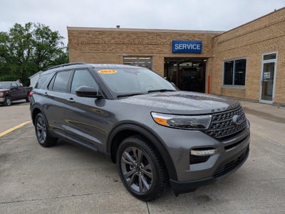 2022 Ford Explorer XLT 4WD