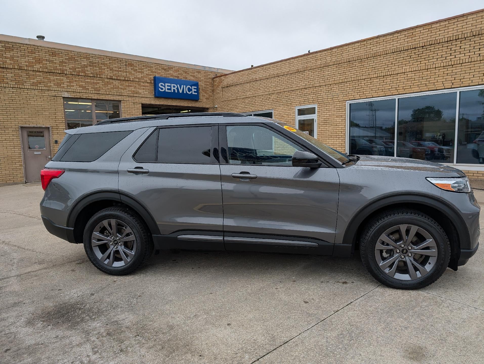2022 Ford Explorer XLT 4WD