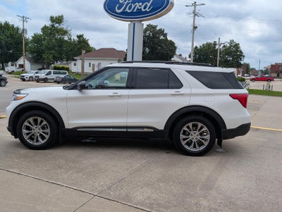2023 Ford Explorer XLT 4WD
