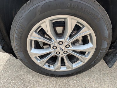 2023 Ford Explorer XLT 4WD