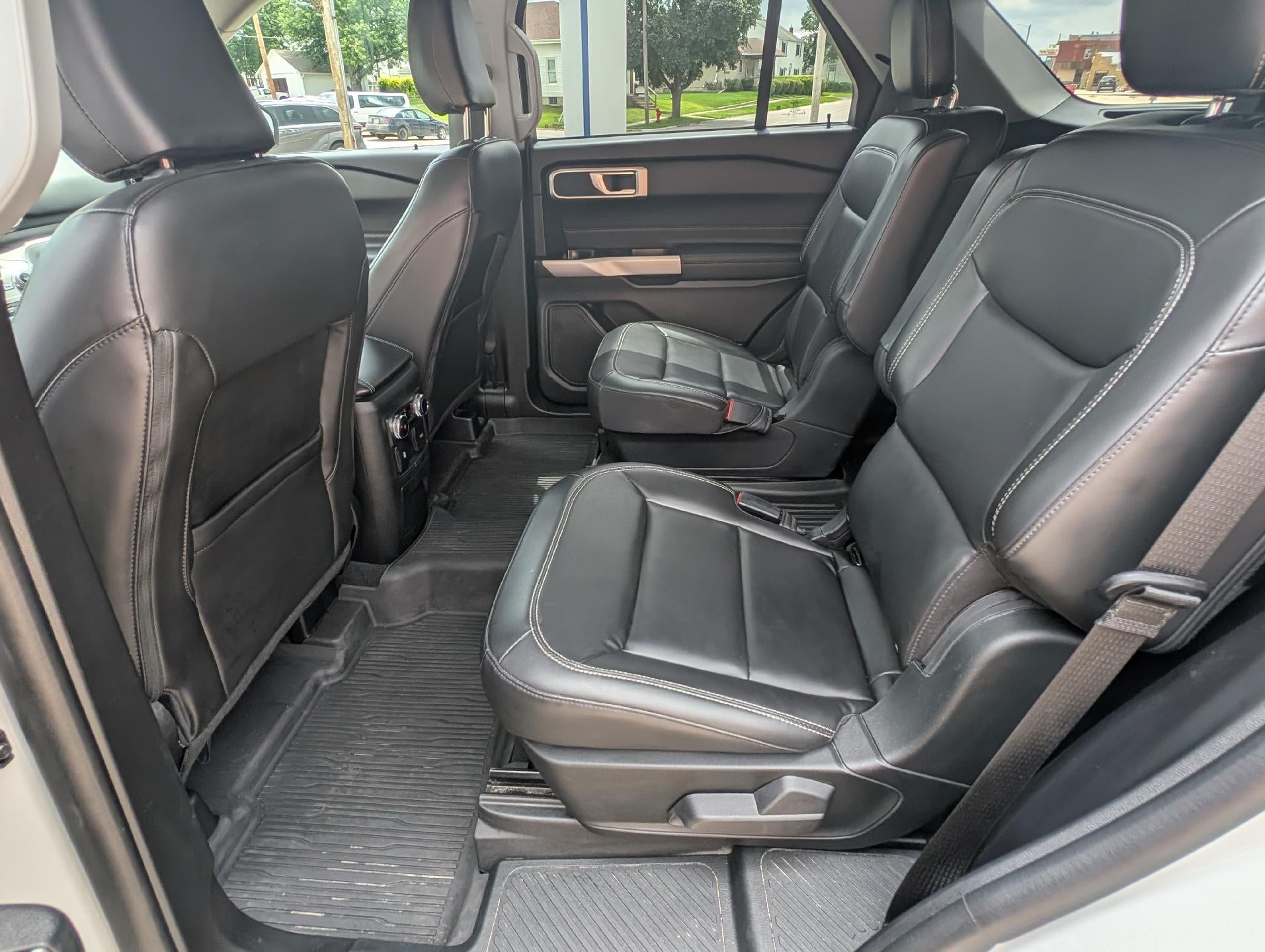 2023 Ford Explorer XLT 4WD