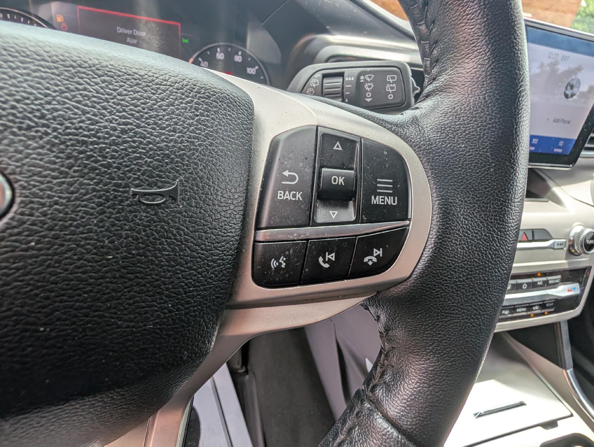 2023 Ford Explorer XLT 4WD