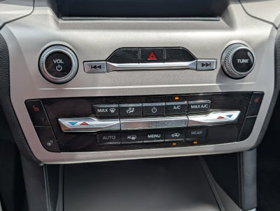 2023 Ford Explorer XLT 4WD