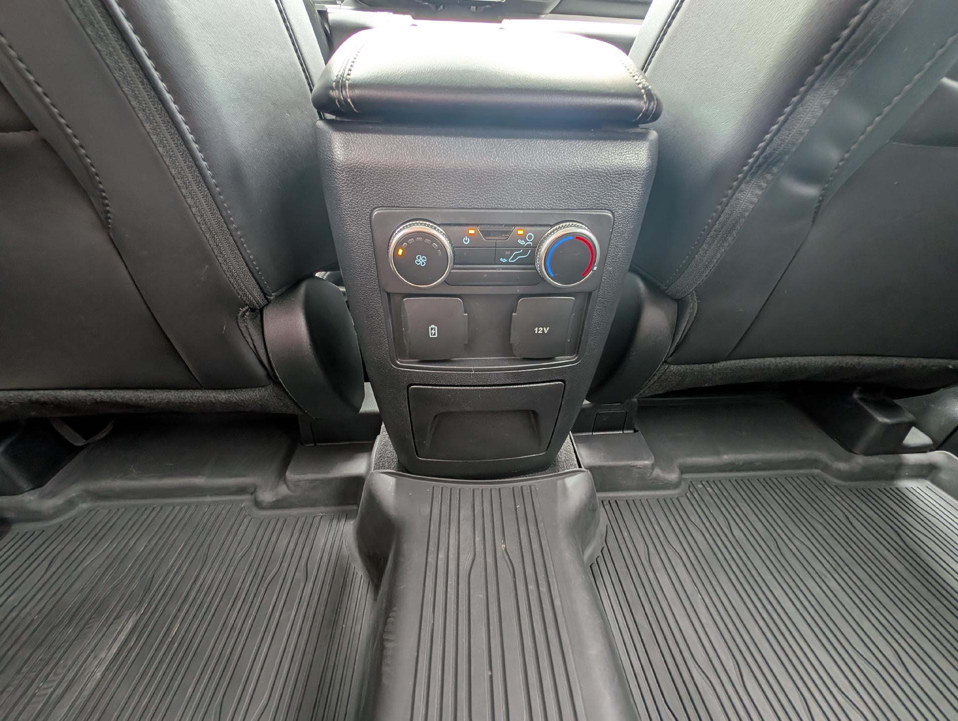 2023 Ford Explorer XLT 4WD