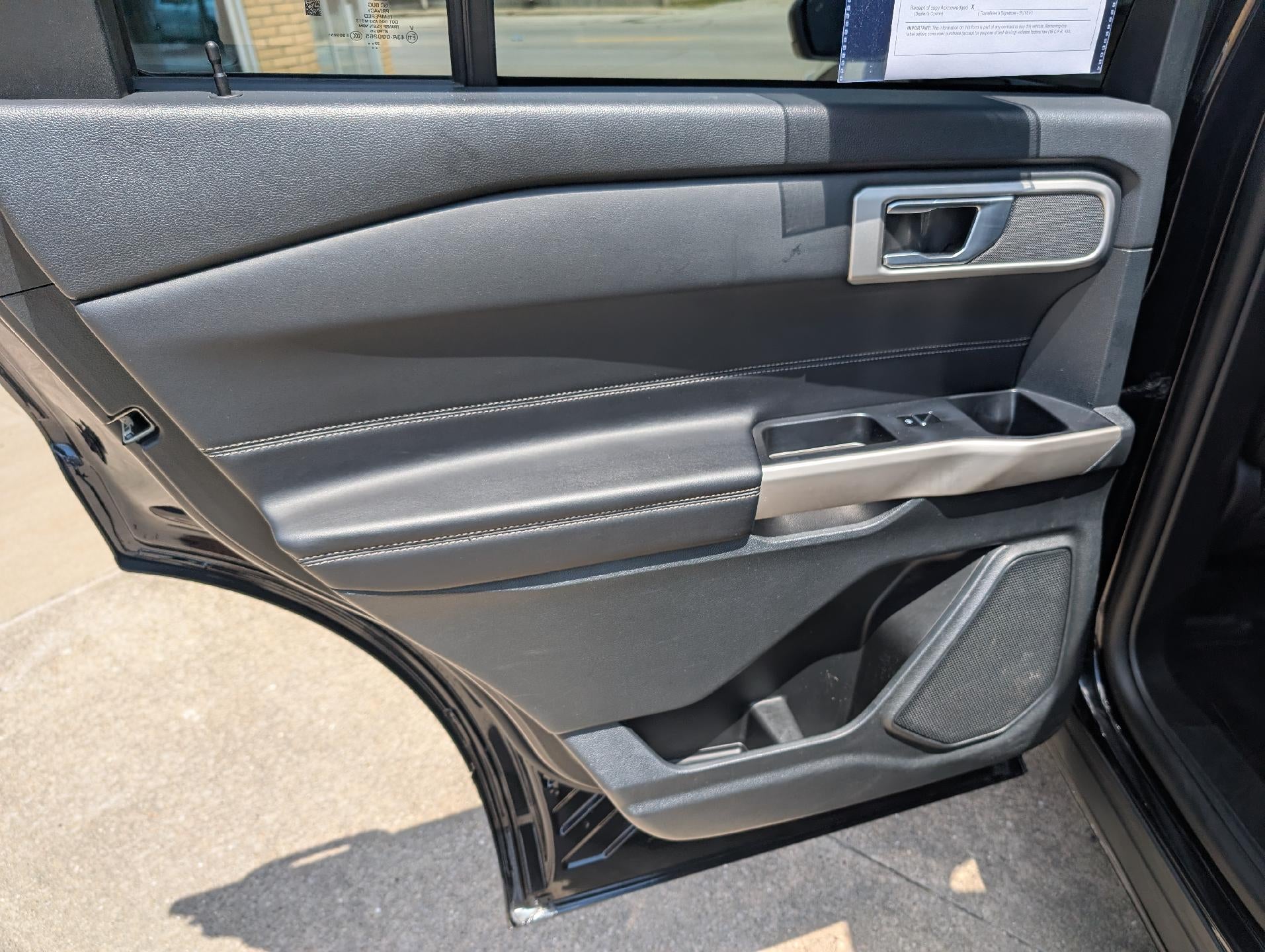 2023 Ford Explorer XLT 4WD