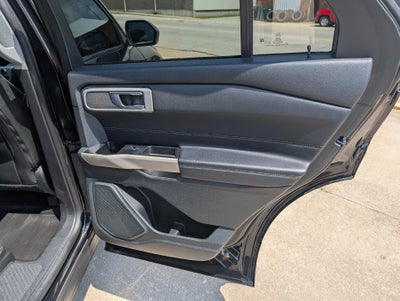 2023 Ford Explorer XLT 4WD