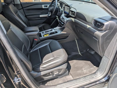 2023 Ford Explorer XLT 4WD