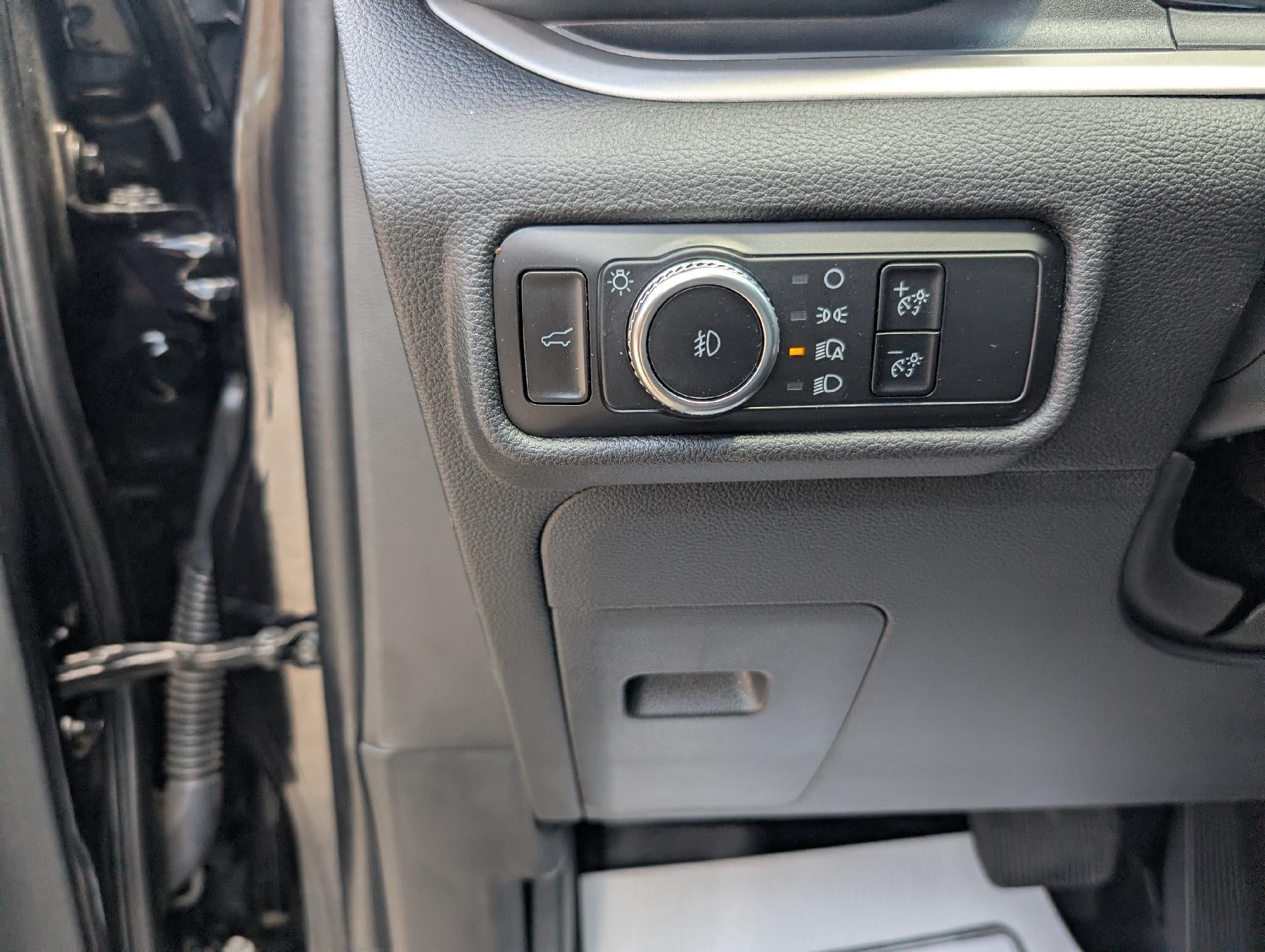 2023 Ford Explorer XLT 4WD