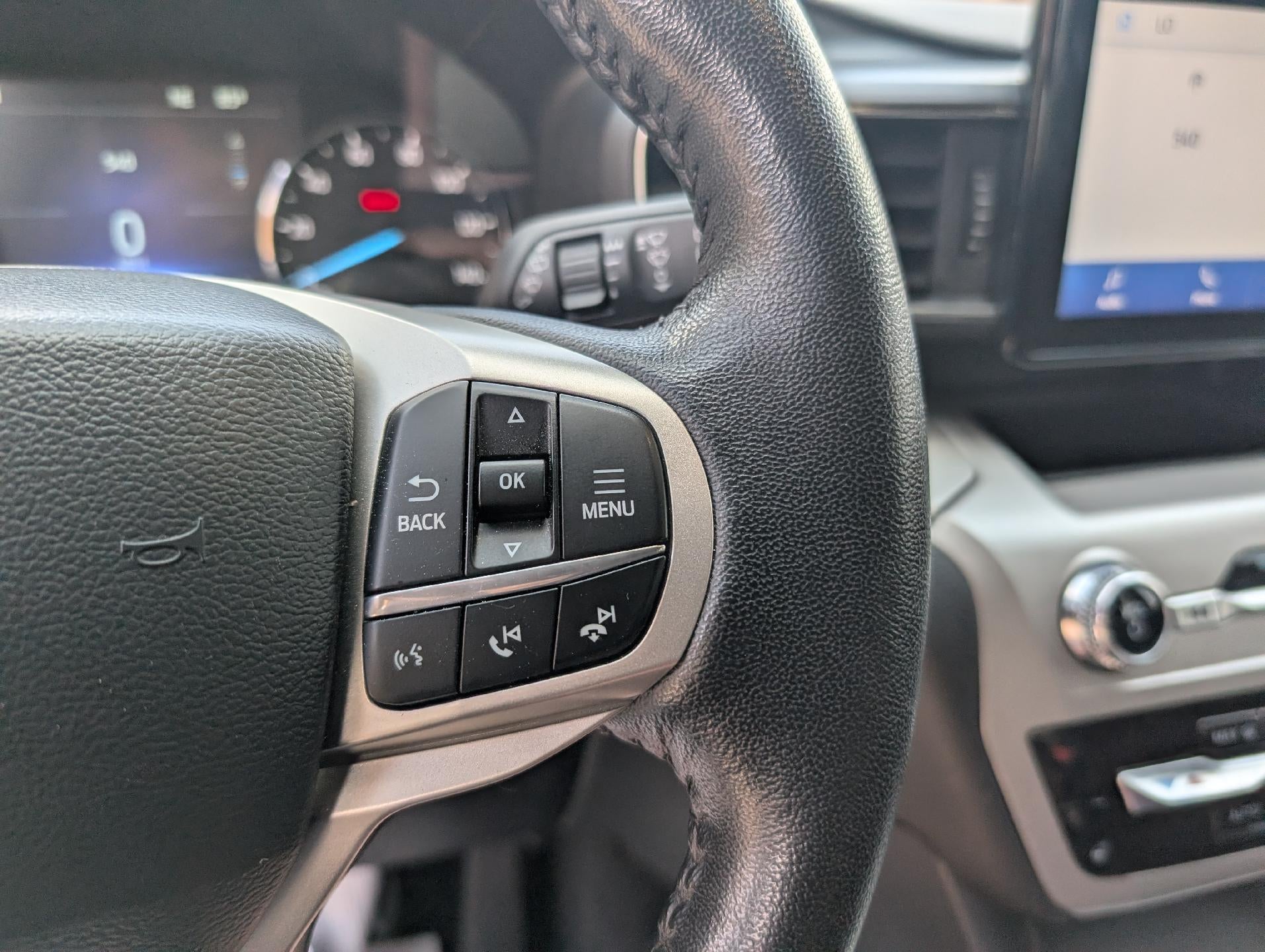 2023 Ford Explorer XLT 4WD