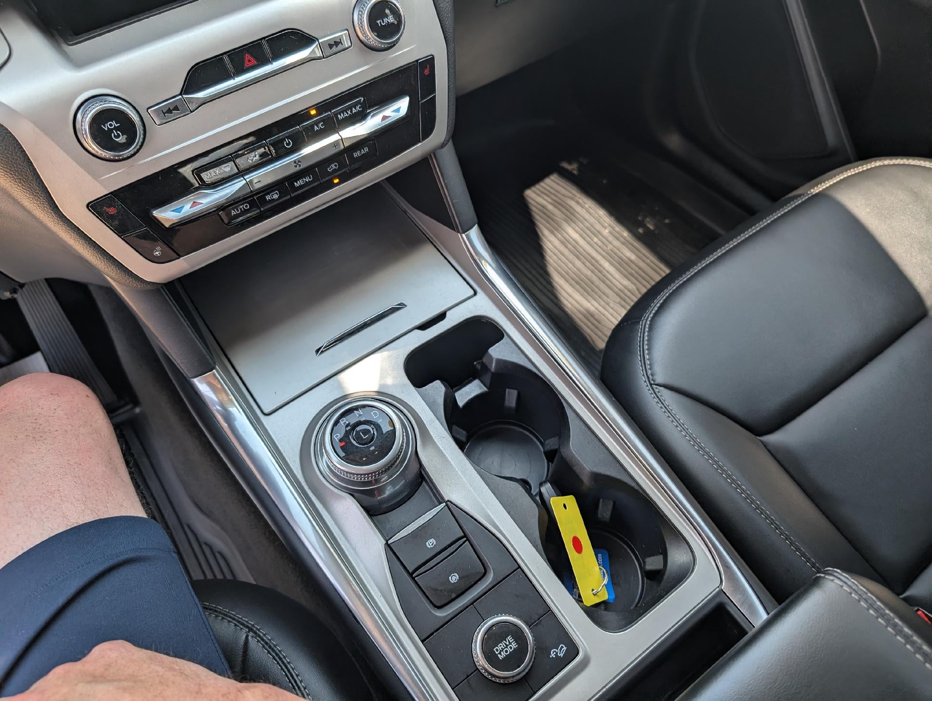 2023 Ford Explorer XLT 4WD
