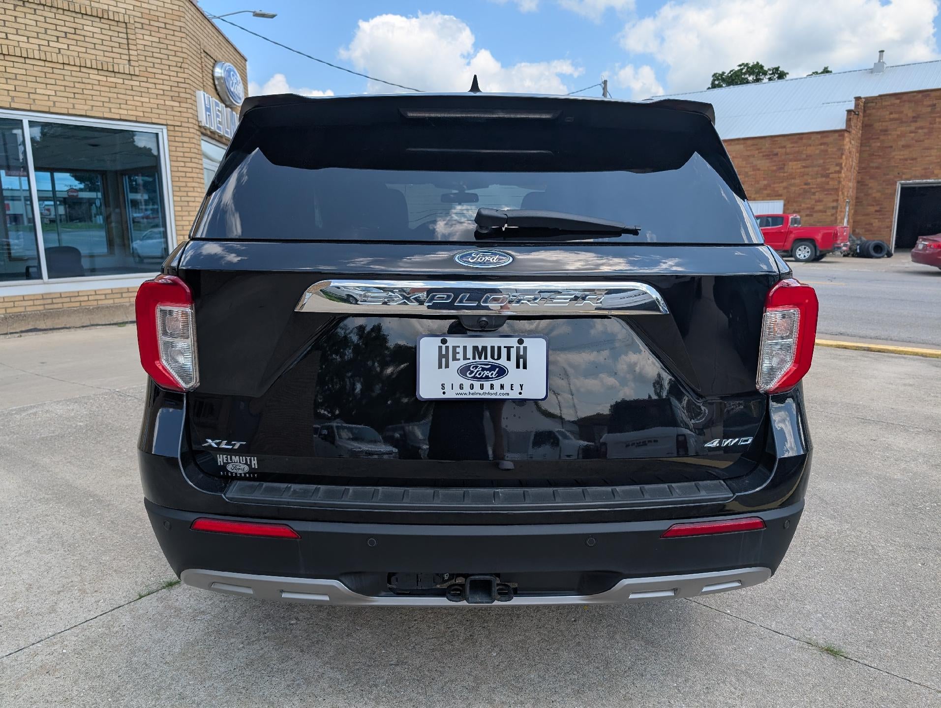 2023 Ford Explorer XLT 4WD