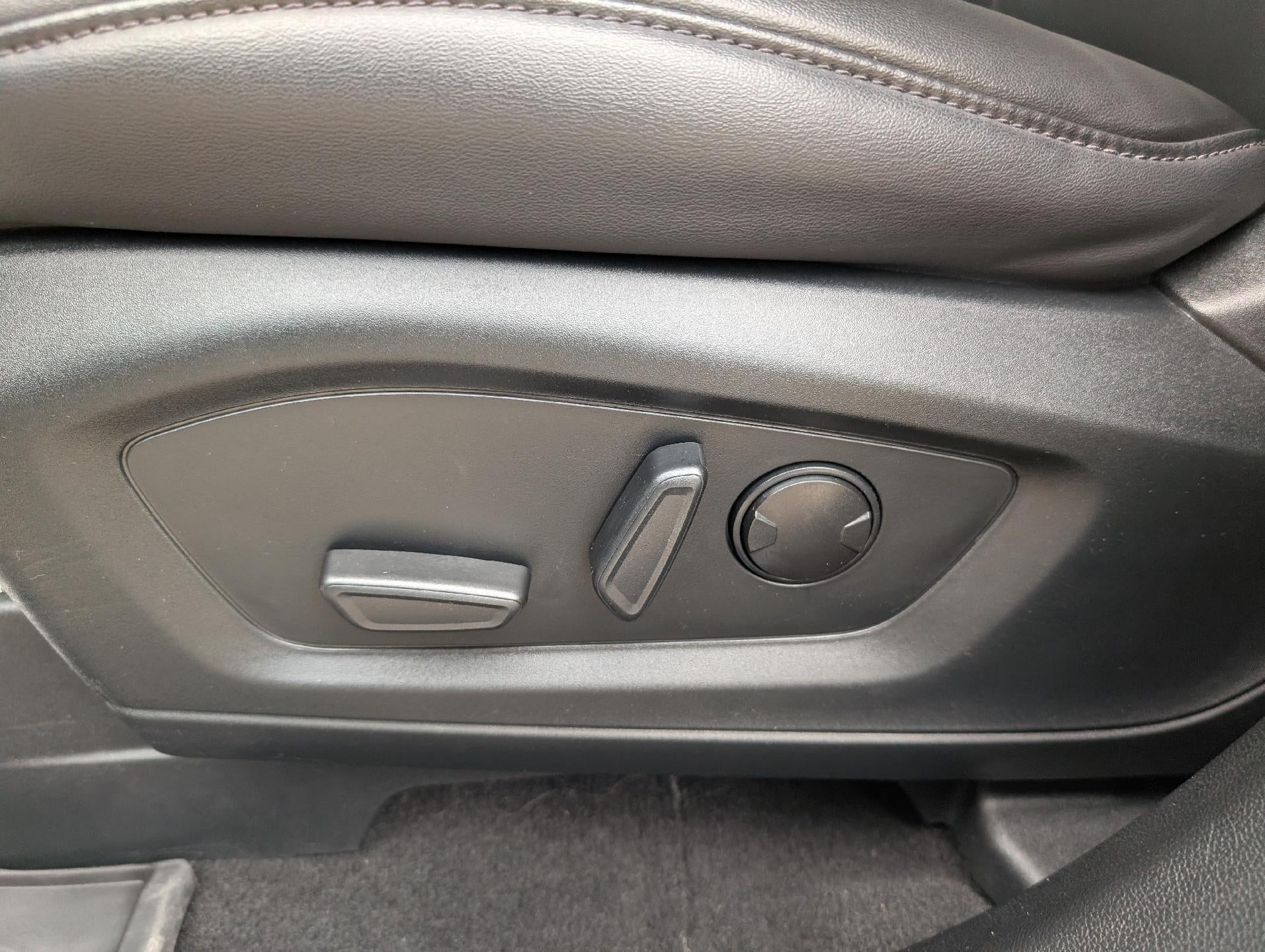 2023 Ford Explorer XLT 4WD