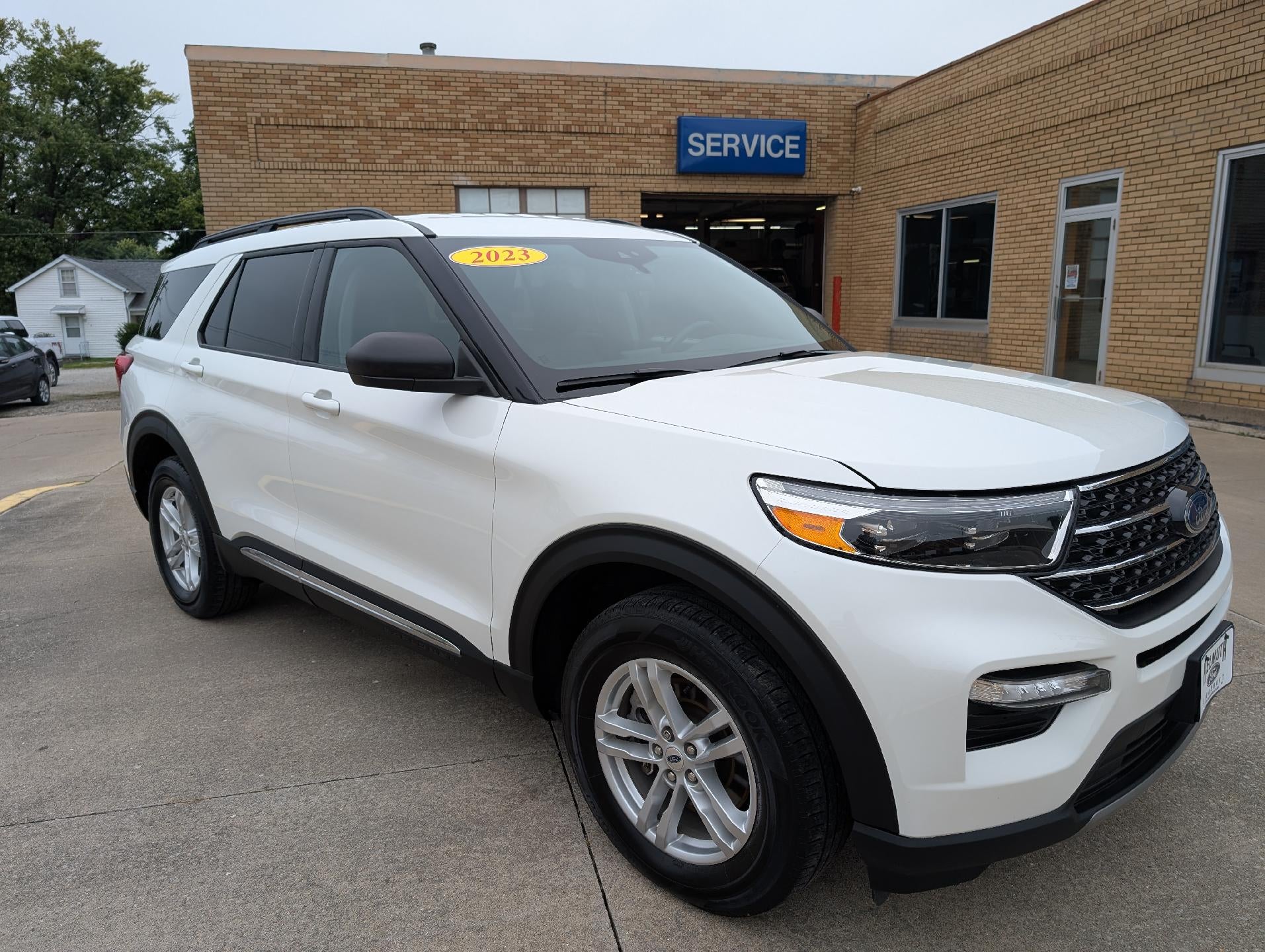 2023 Ford Explorer XLT 4WD