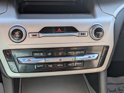 2022 Ford Explorer XLT 4WD