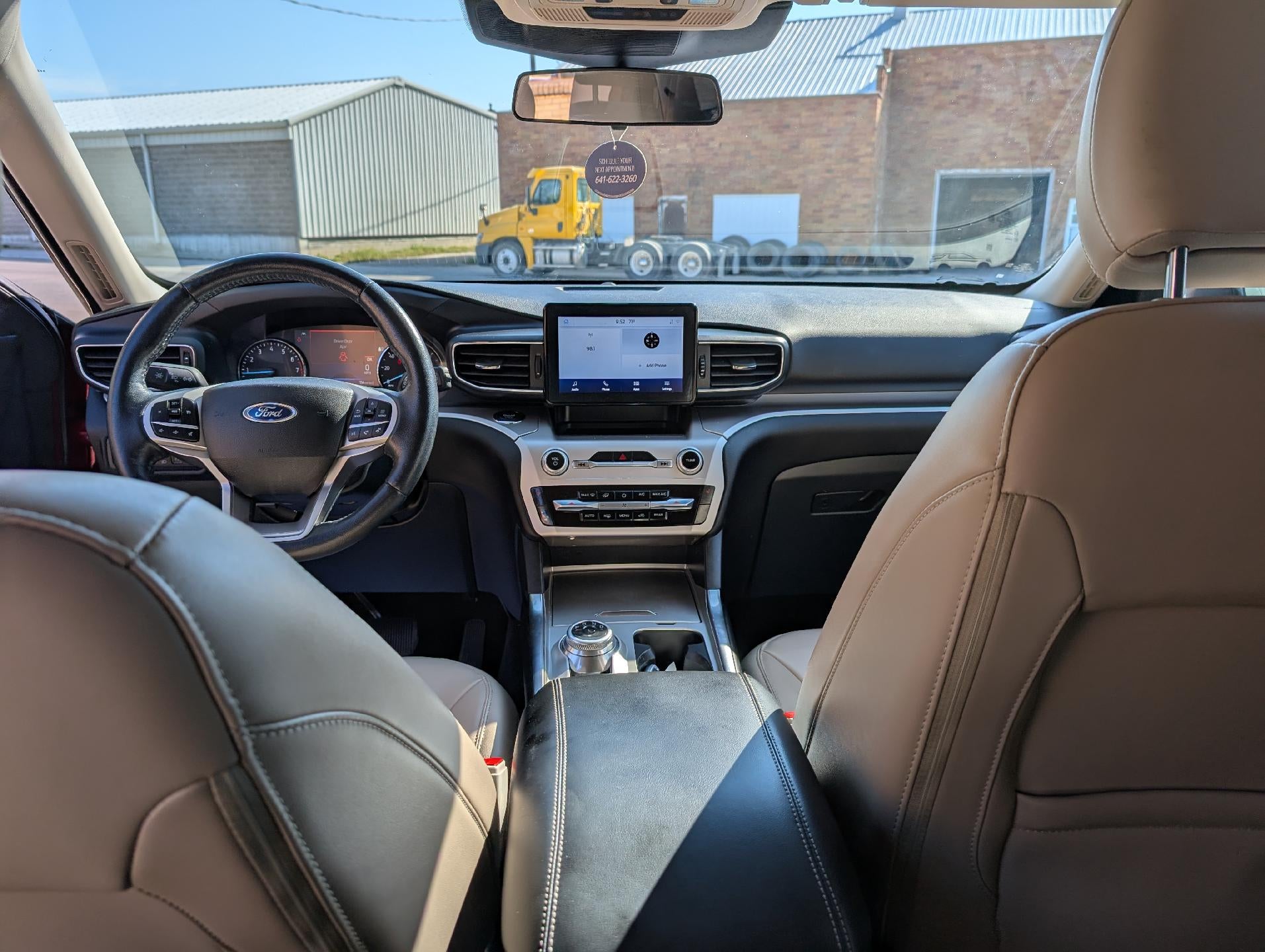 2022 Ford Explorer XLT 4WD