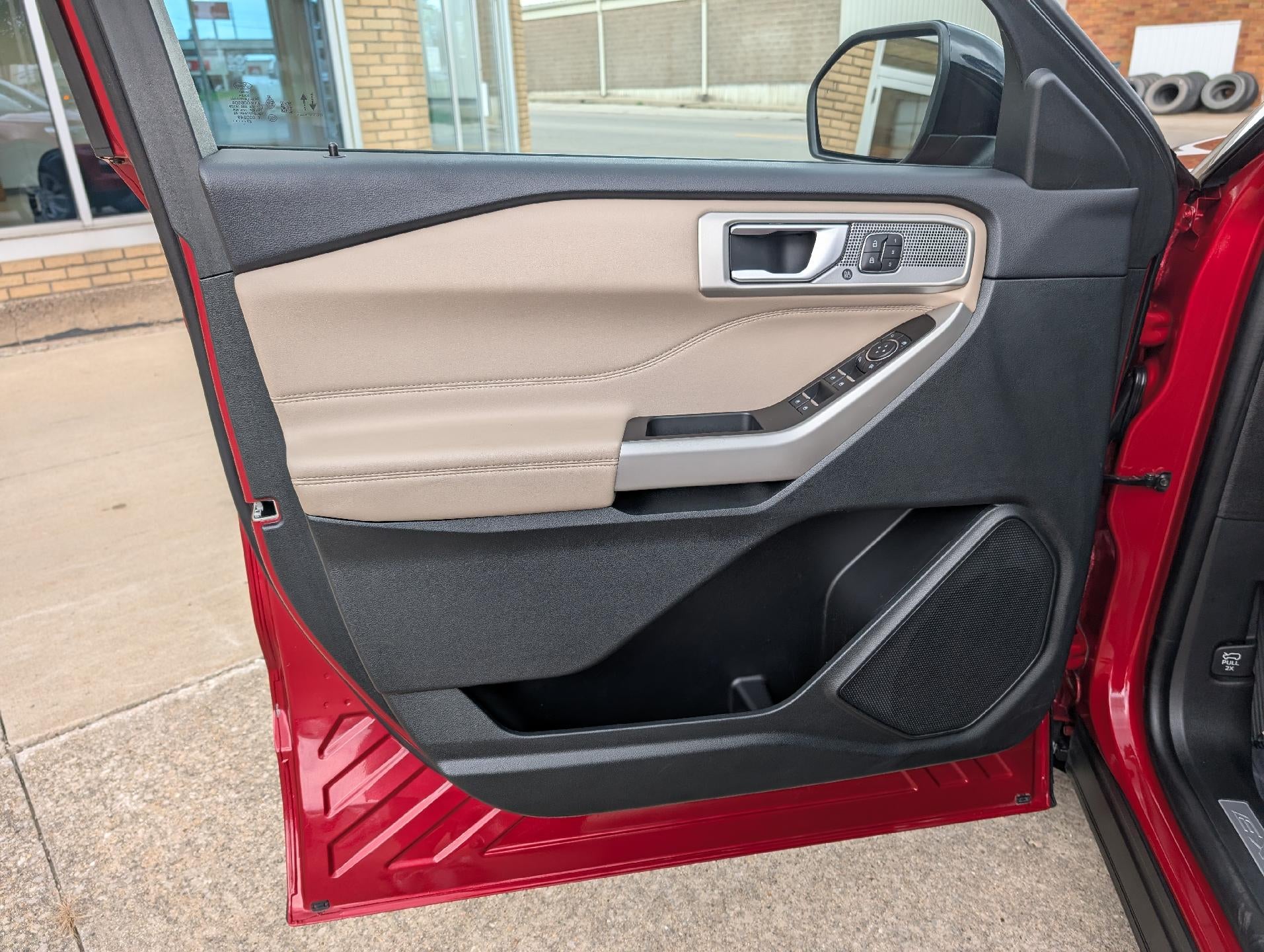 2023 Ford Explorer Limited 4WD