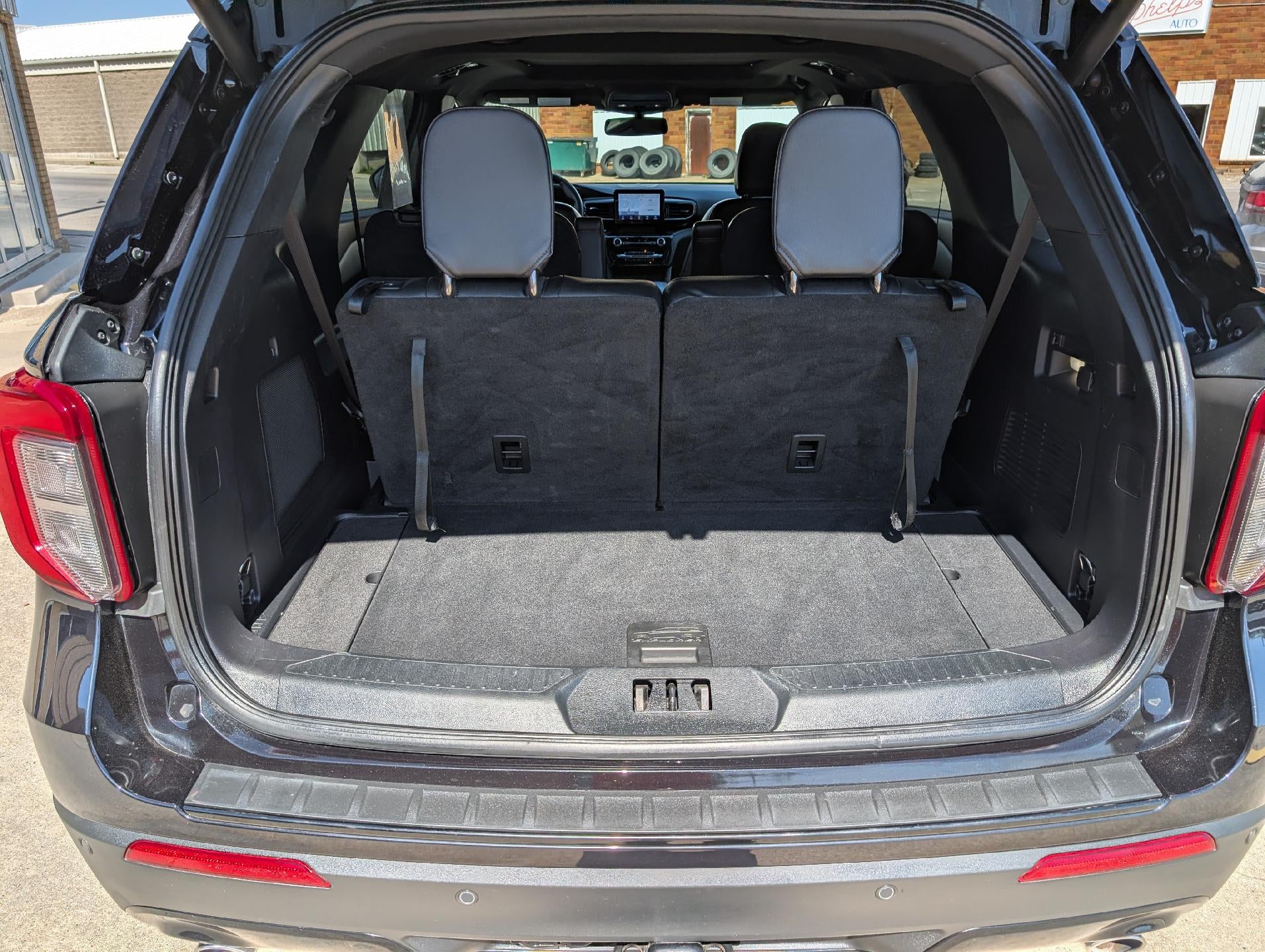 2022 Ford Explorer ST-Line 4WD