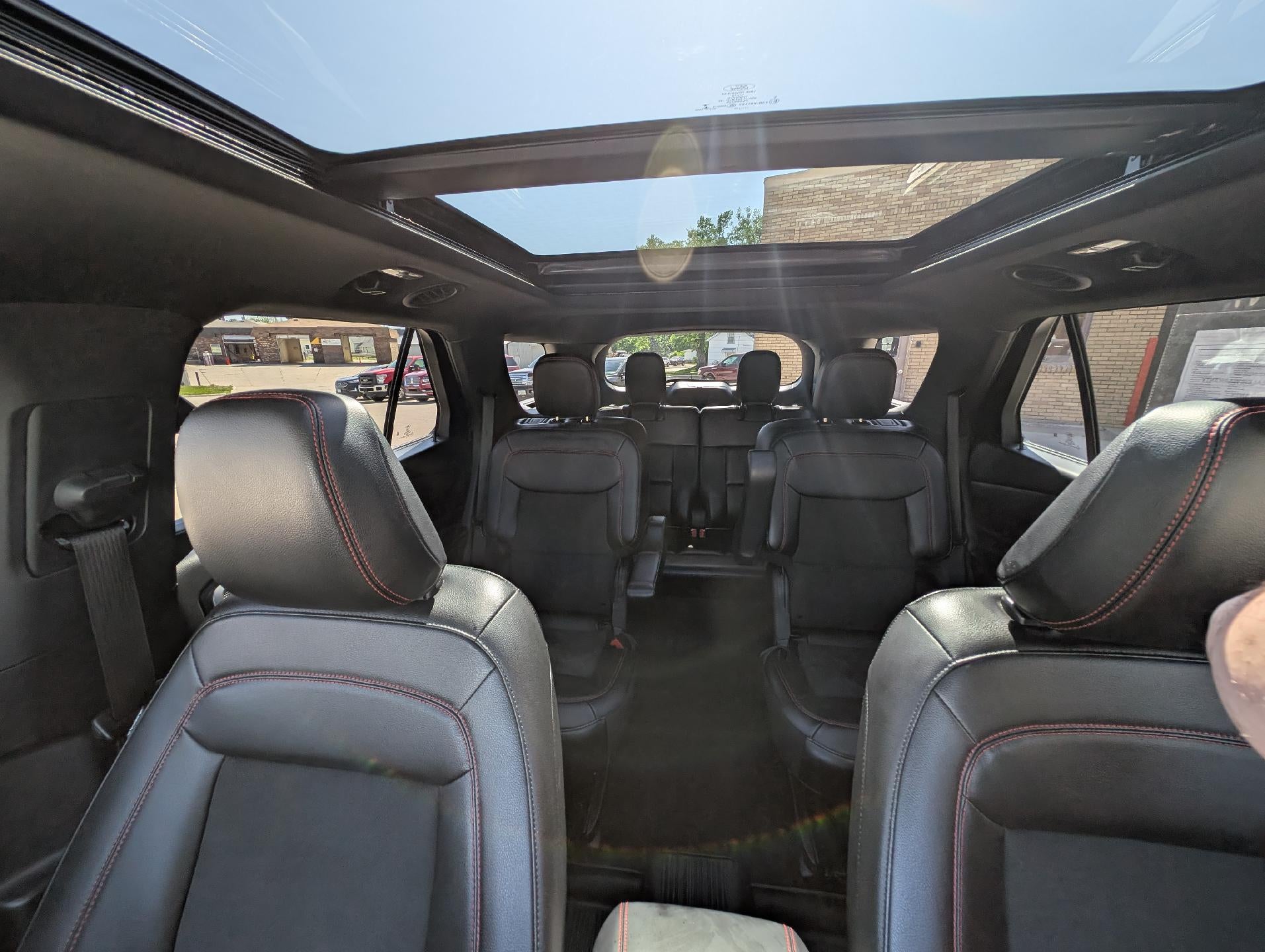2022 Ford Explorer ST-Line 4WD