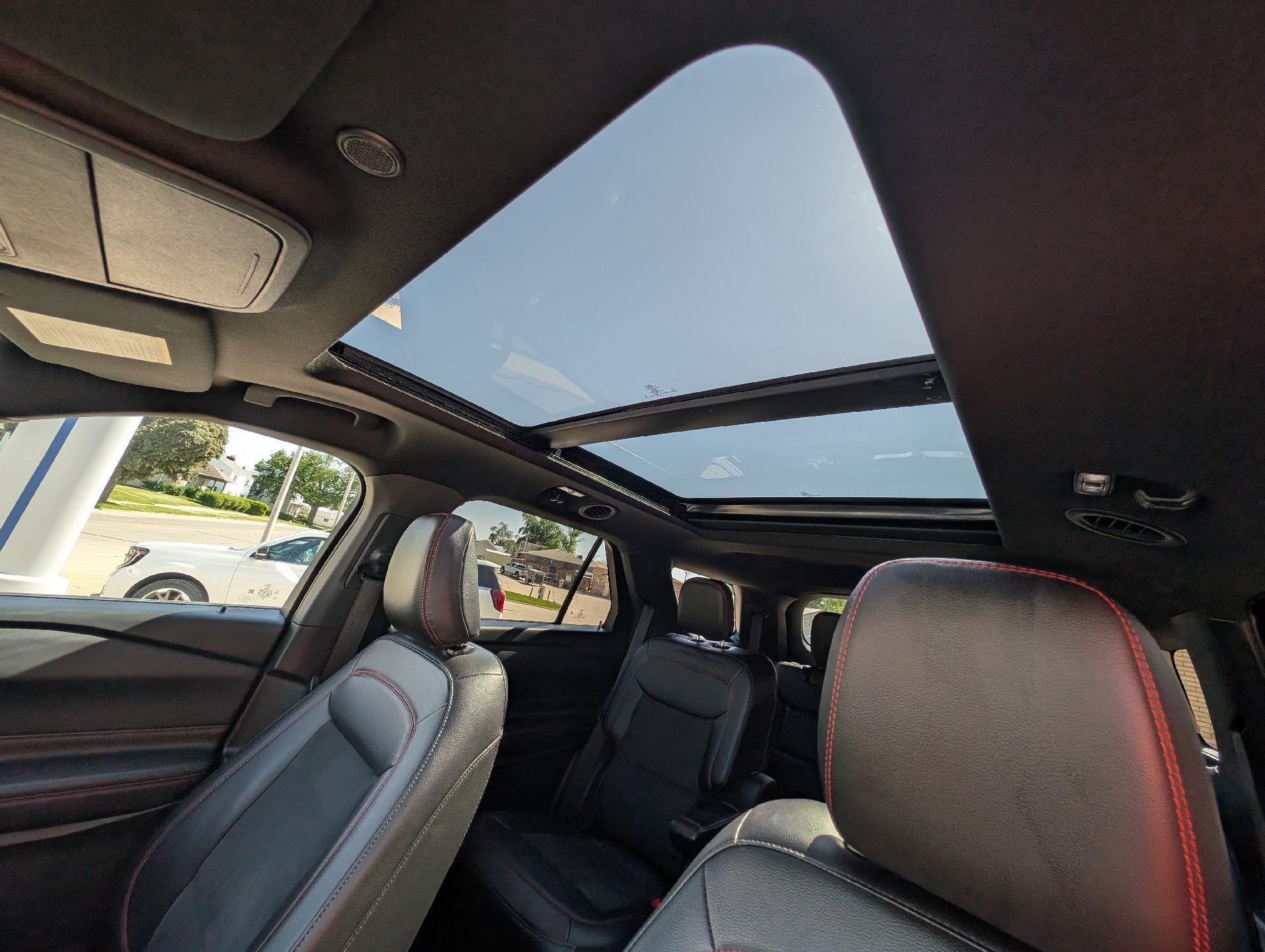 2022 Ford Explorer ST-Line 4WD