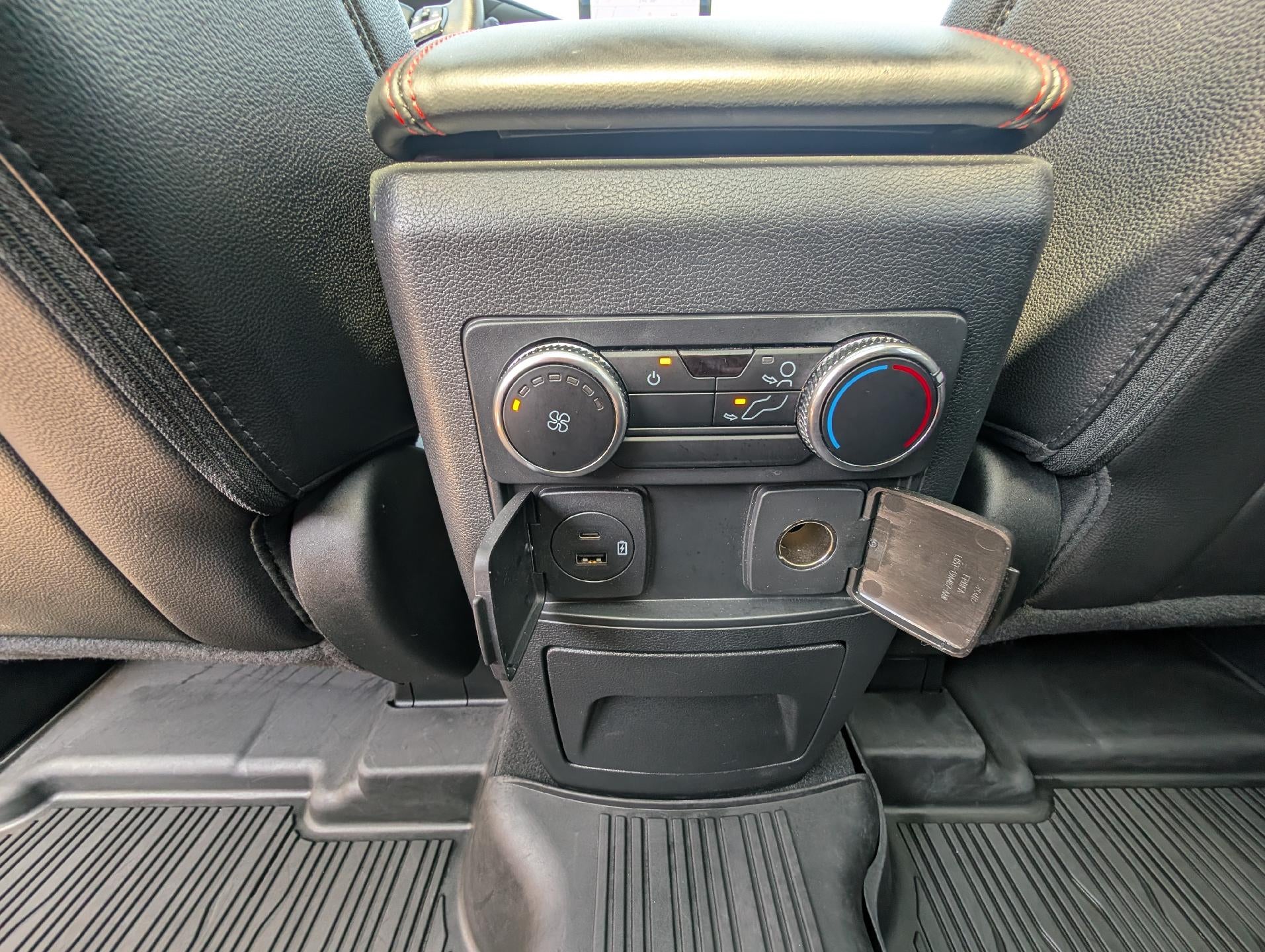 2022 Ford Explorer ST-Line 4WD