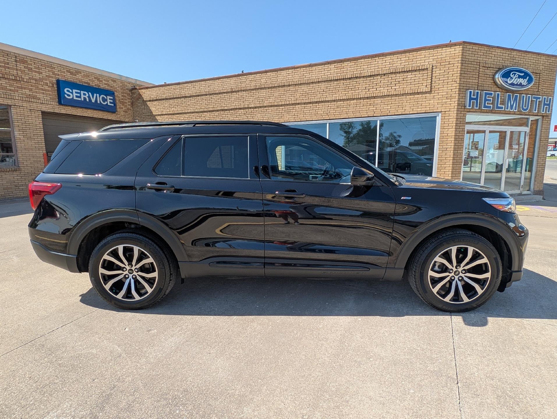 2022 Ford Explorer ST-Line 4WD