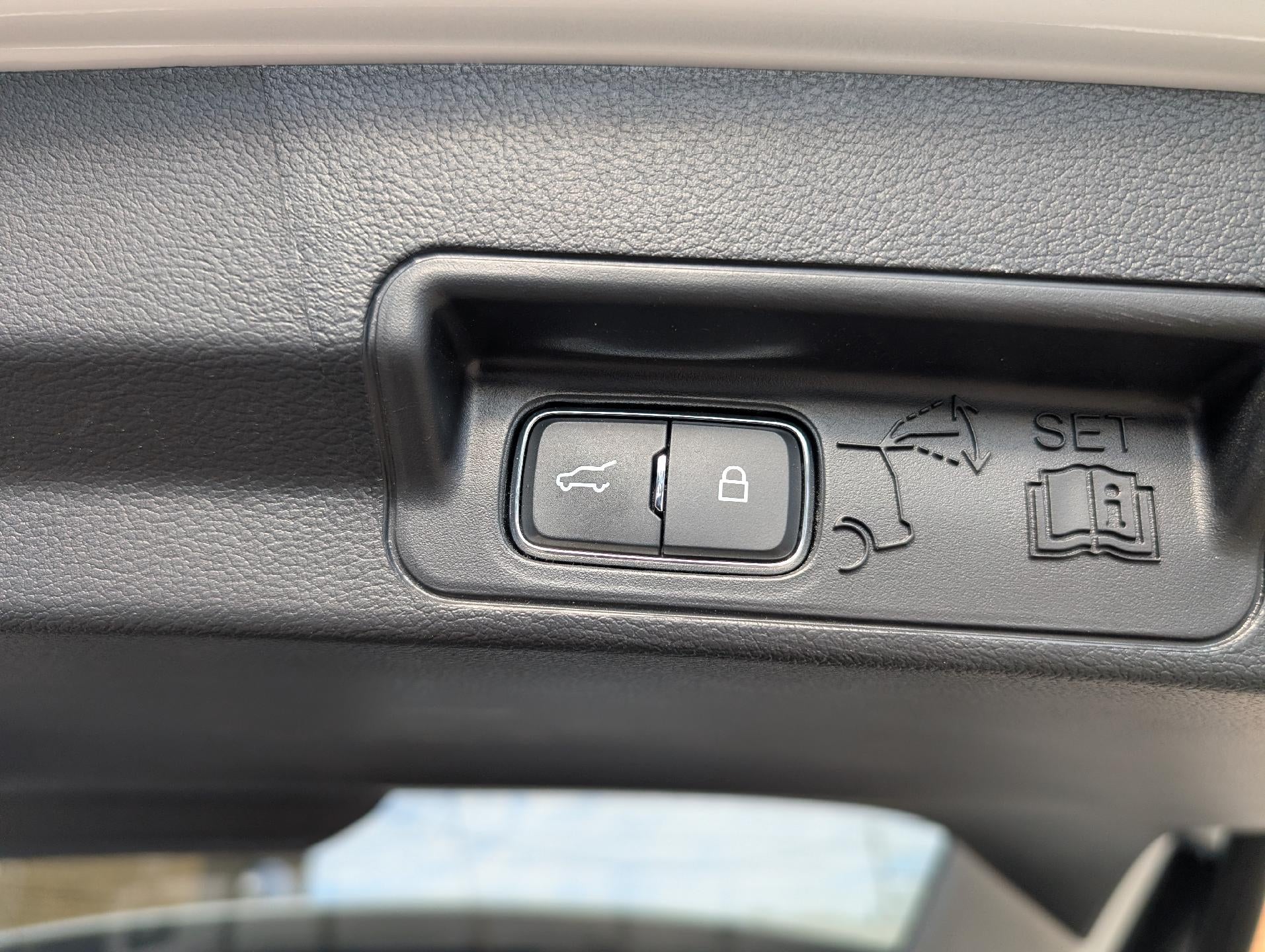 2025 Ford Explorer Platinum 4WD