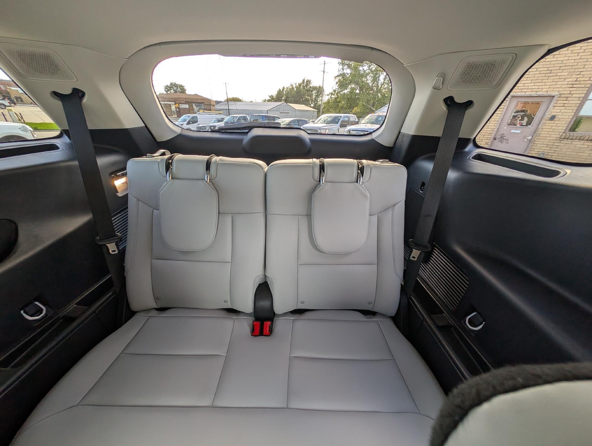 2025 Ford Explorer Platinum 4WD
