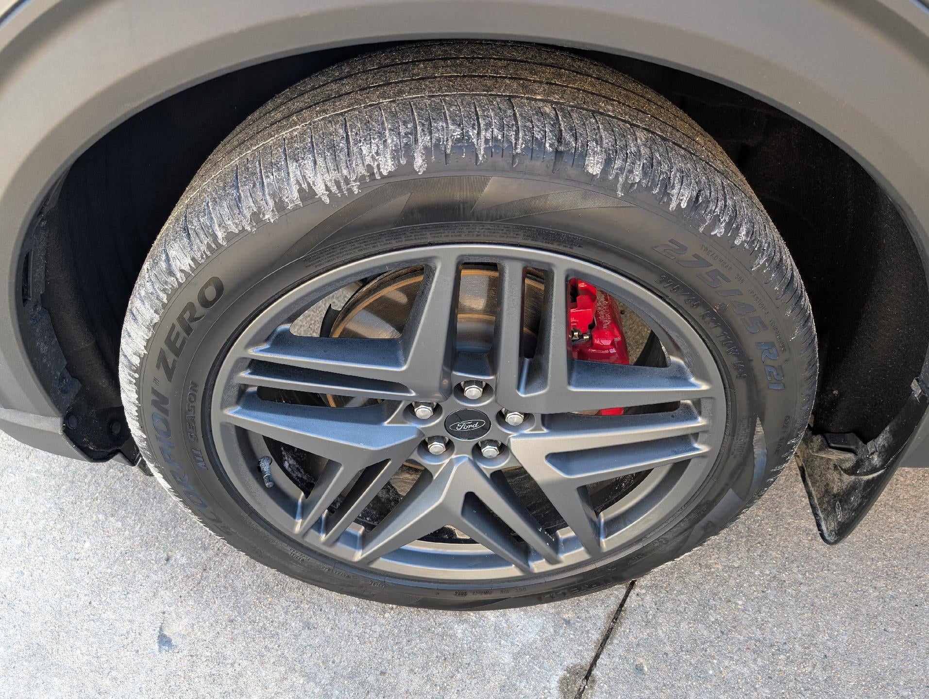 2025 Ford Explorer ST 4WD