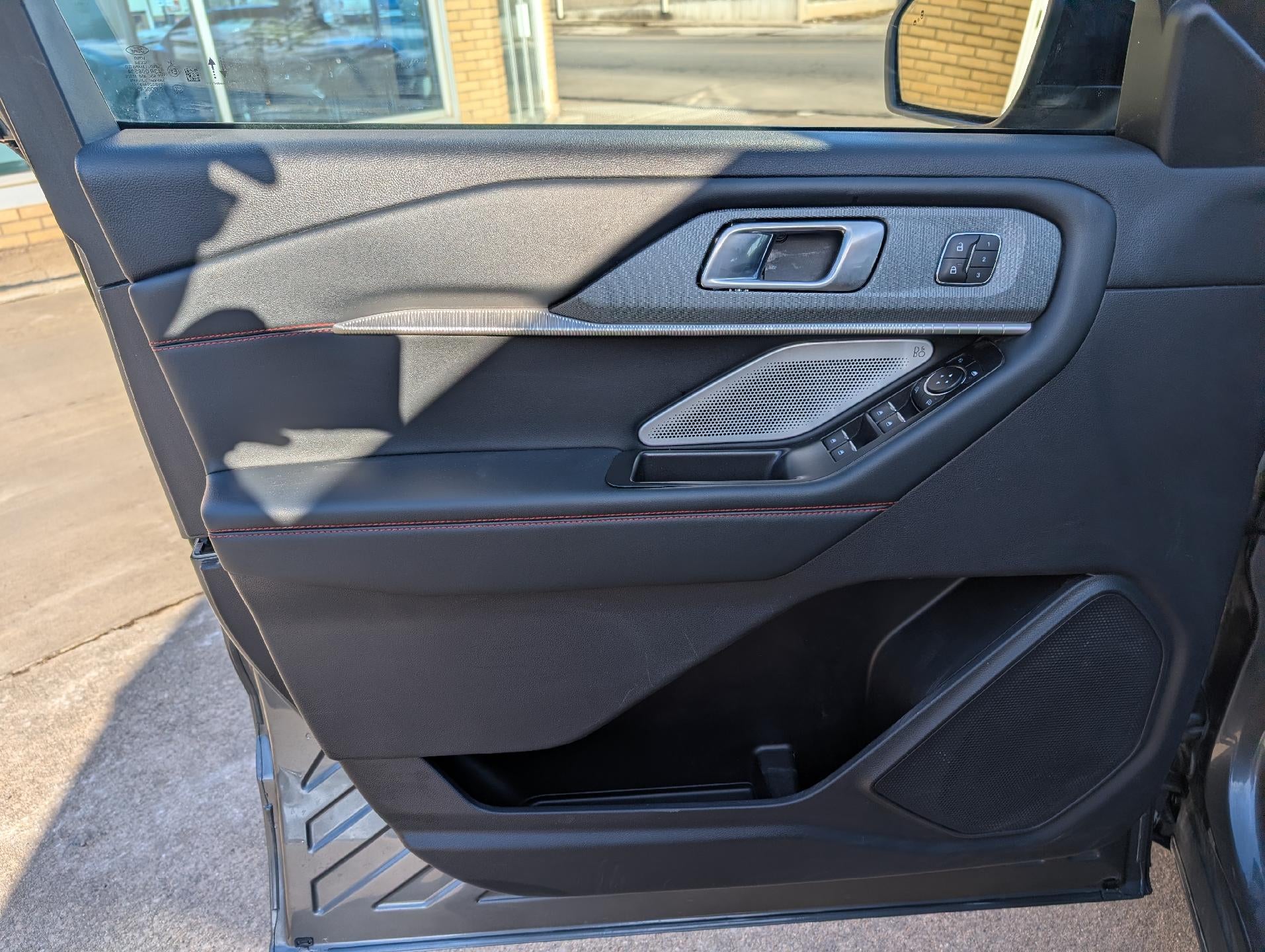 2025 Ford Explorer ST 4WD