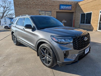 2025 Ford Explorer ST 4WD