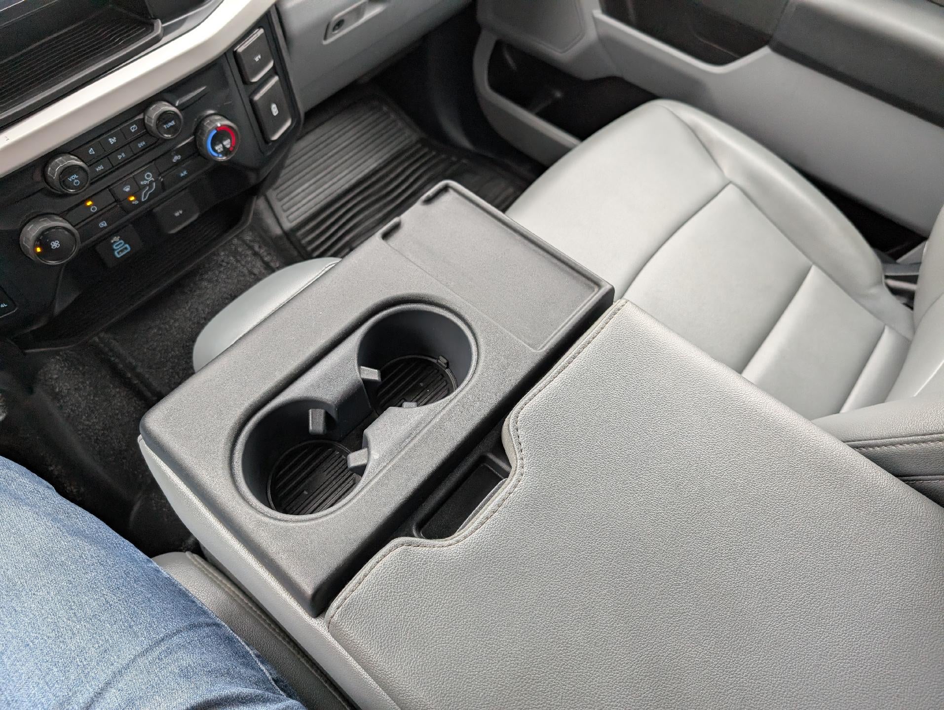 2023 Ford Super Duty F-250 SRW XL 4WD Crew Cab 6.75' Box