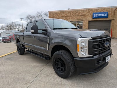 2023 Ford Super Duty F-250 SRW XL 4WD Crew Cab 6.75' Box