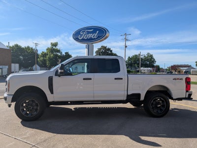 2023 Ford Super Duty F-250 SRW XL 4WD Crew Cab 6.75' Box