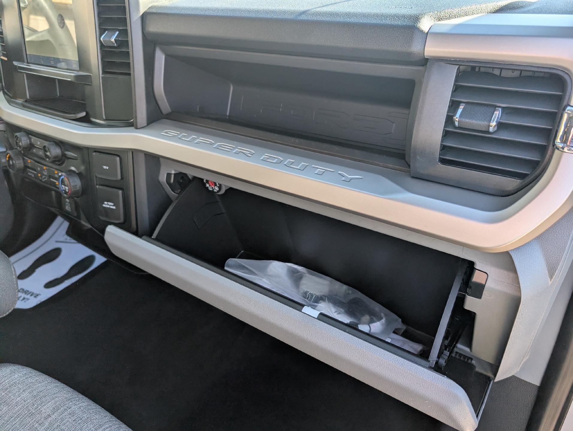 2023 Ford Super Duty F-250 SRW XL 4WD Crew Cab 6.75' Box